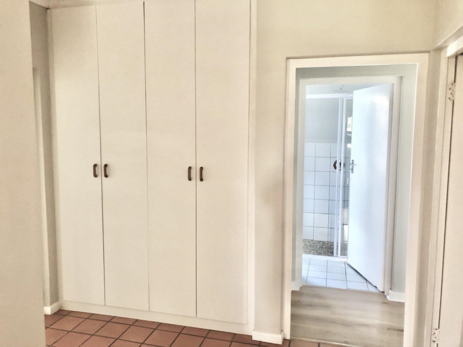3 Bedroom Property for Sale in Westcliff Western Cape